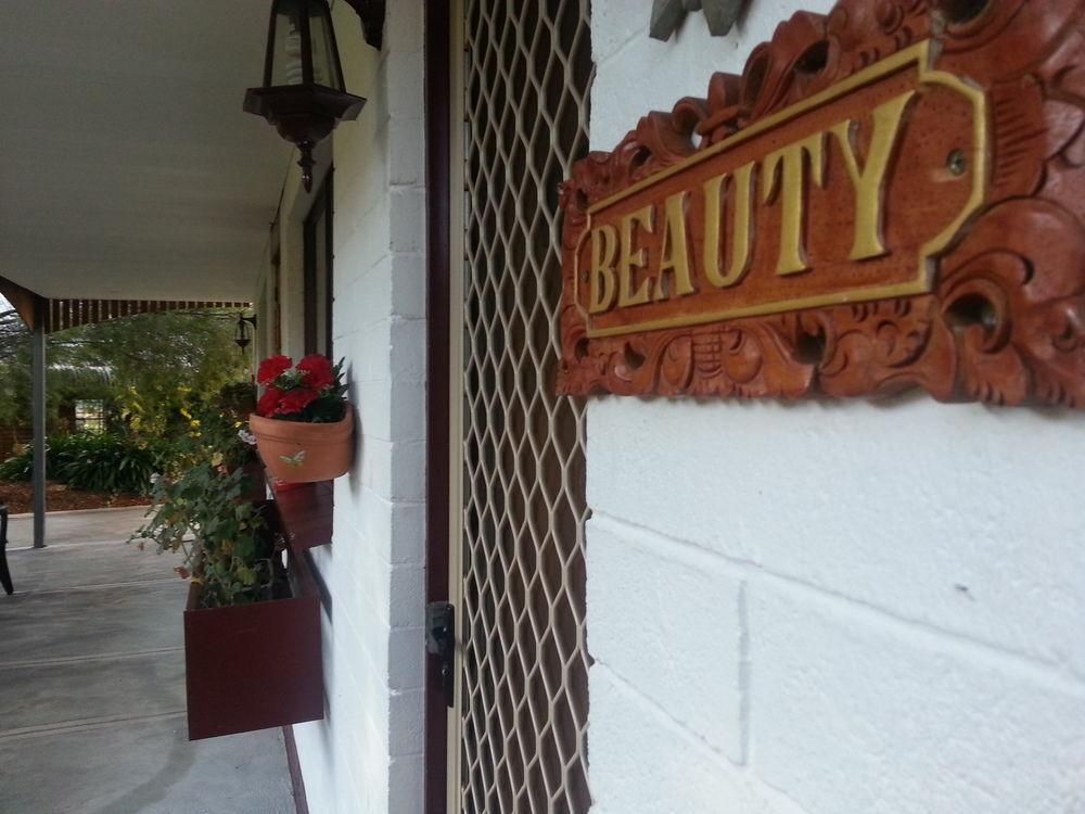Alpenhorn Holiday Units Mount Beauty Bagian luar foto