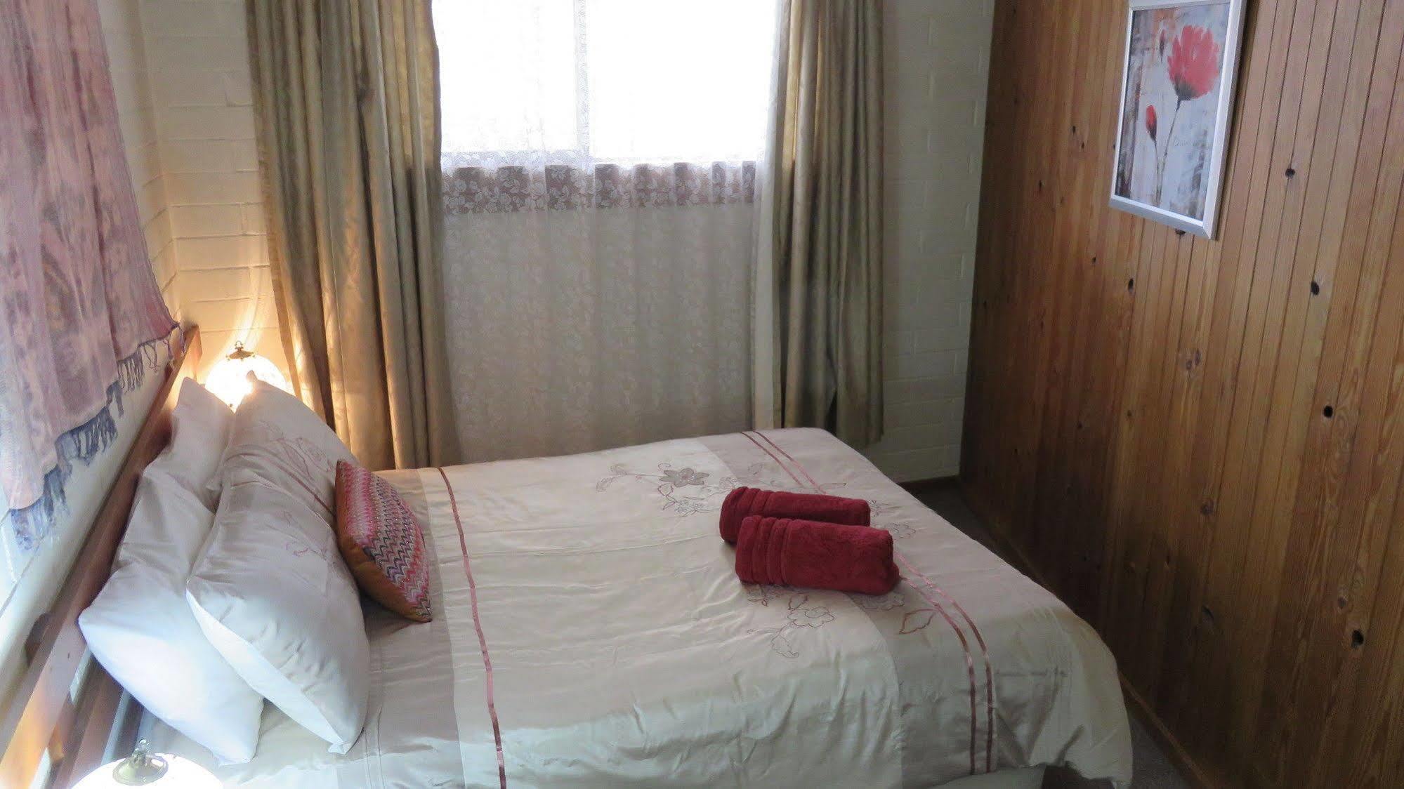 Alpenhorn Holiday Units Mount Beauty Bagian luar foto